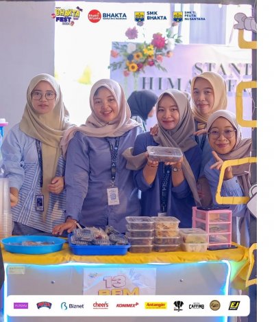 Tak Hanya Melihat Pertunjukan Seni, Bazaar Bhakta Fest 2024 Turut Menambah Kemeriahan Acara